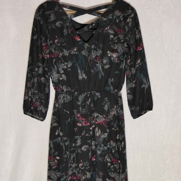 Maurices SZ XS Black Leaf Print Elastic Waist Mini Dress with Back Cross Straps - Picture 3 of 8